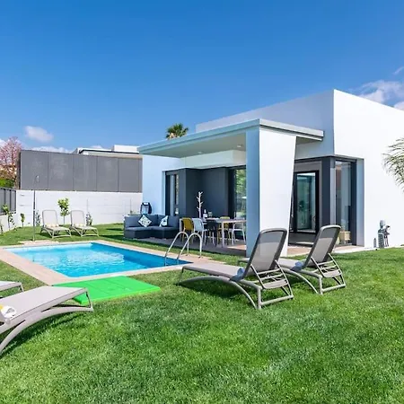Villa Jazmin: Luxurious Close To The Torre del Mar